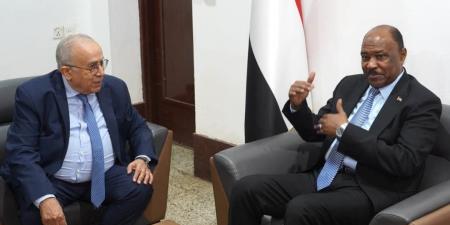 السودان يضع المبعوث الأممي أمام مسؤولياته في مواجهة الحصار - تليجراف الخليج