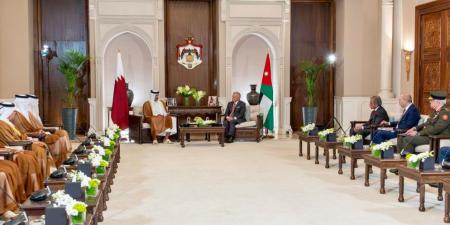 الملك وأمير قطر يؤكدان حرصهما على توسيع التعاون في مختلف المجالات - تليجراف الخليج