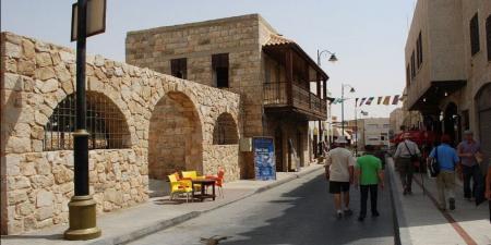 حملة لإزالة العوائق والتعديات على الشوارع في مأدبا - تليجراف الخليج