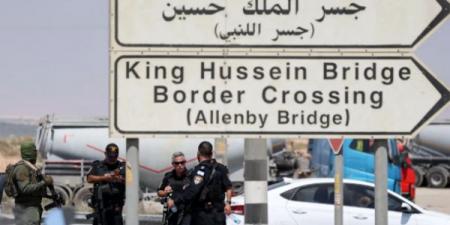 إصابة جنديين "إسرائيليين" بجروح خطيرة بإطلاق نار في معبر الكرامة - تليجراف الخليج