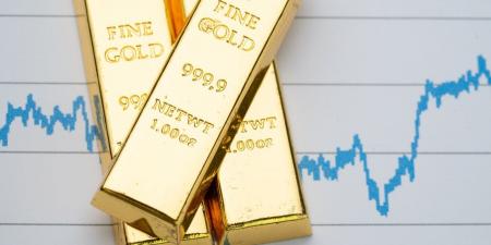 الذهب عند ذروة تاريخية وسط توقعات بمواصلة خفض الفائدة الأميركية - تليجراف الخليج