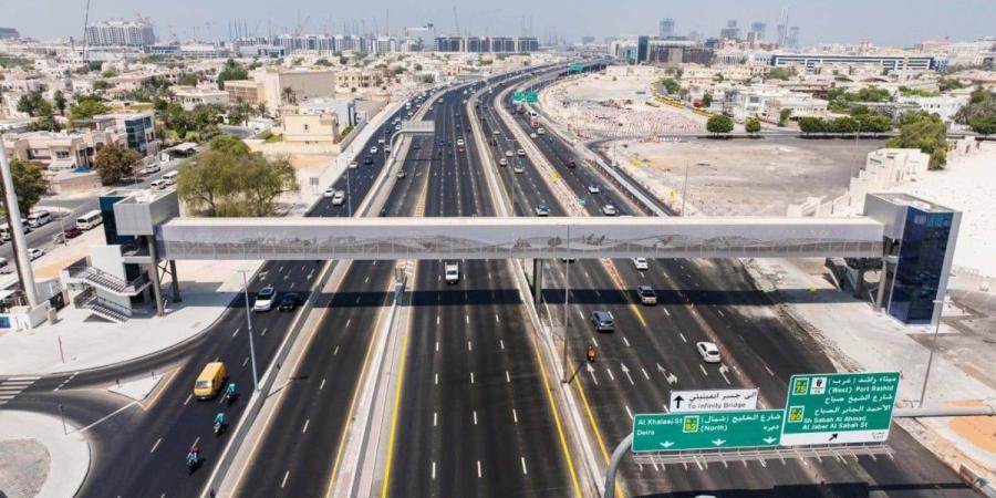 "طرق دبي" تنفذ 6 جسور للمشاة والدراجات في عدد من الشوارع الحيوية - تليجراف الخليج