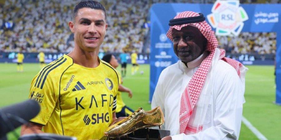 من يد أسطورة آسيا إلى يد أسطورة العالم - تليجراف الخليج