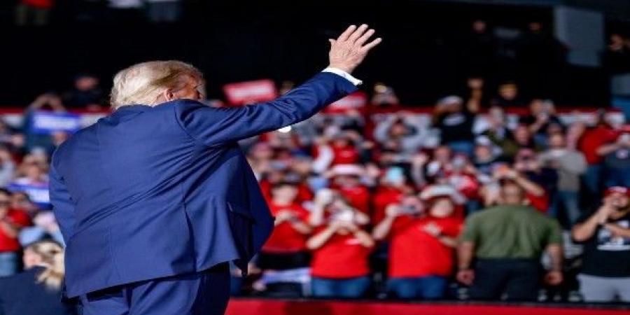 ترامب يشيد بـ"نجاح عسكري باهر" بعد ضربات أميركية مزعومة ضد منشآت نووية إيرانية - تليجراف الخليج