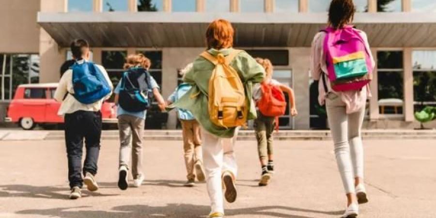 7 أسئلة مهمة يمكن طرحها على طفلك عقب اليوم الدراسي - تليجراف الخليج